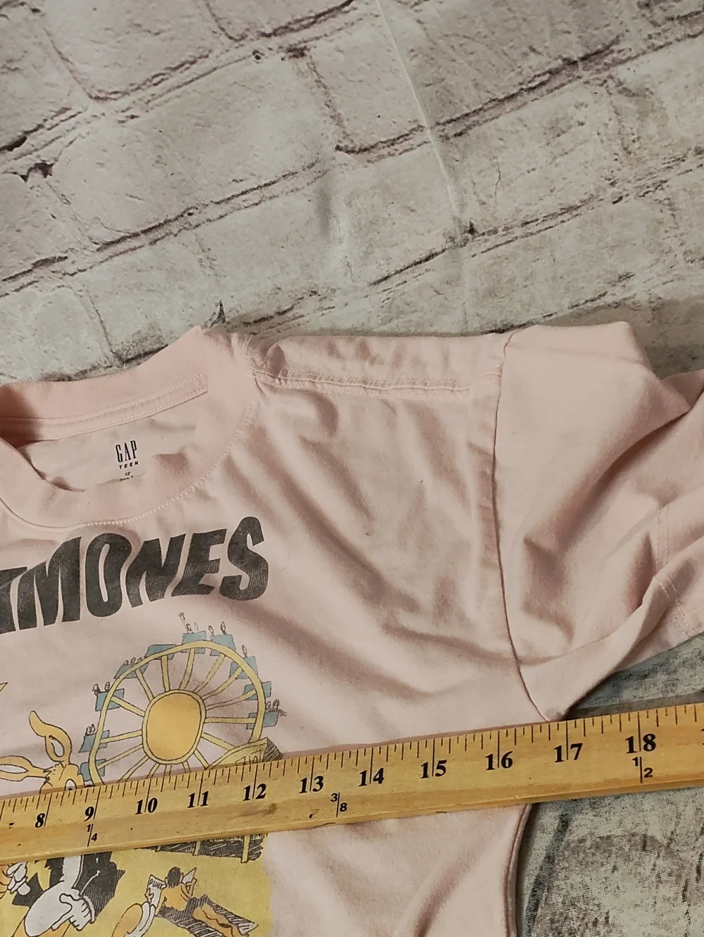 Ramones Teen Size 12 Gap Rockaway Pink Tee Shirt